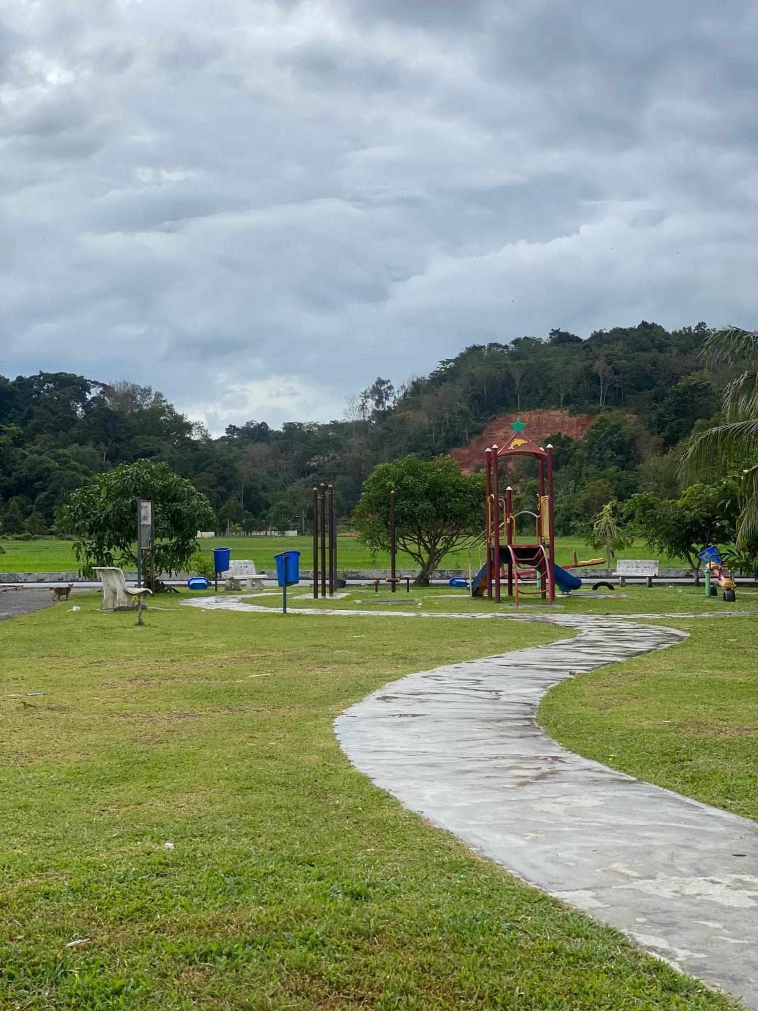 Homestay Desa Tikam Batu Sungai Petani Eksteriør bilde